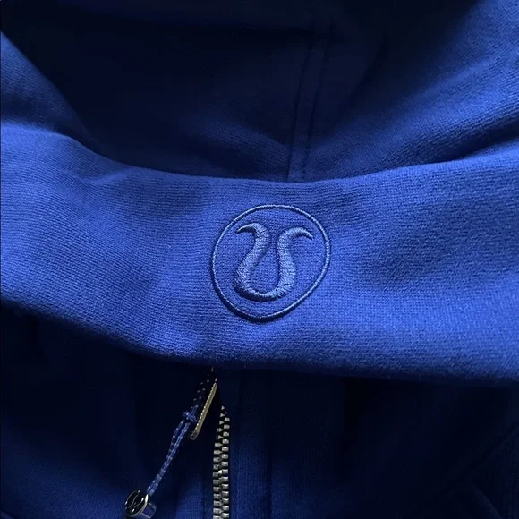 Lululemon Scuba Oversized Full Zip - Picture 2 of 4